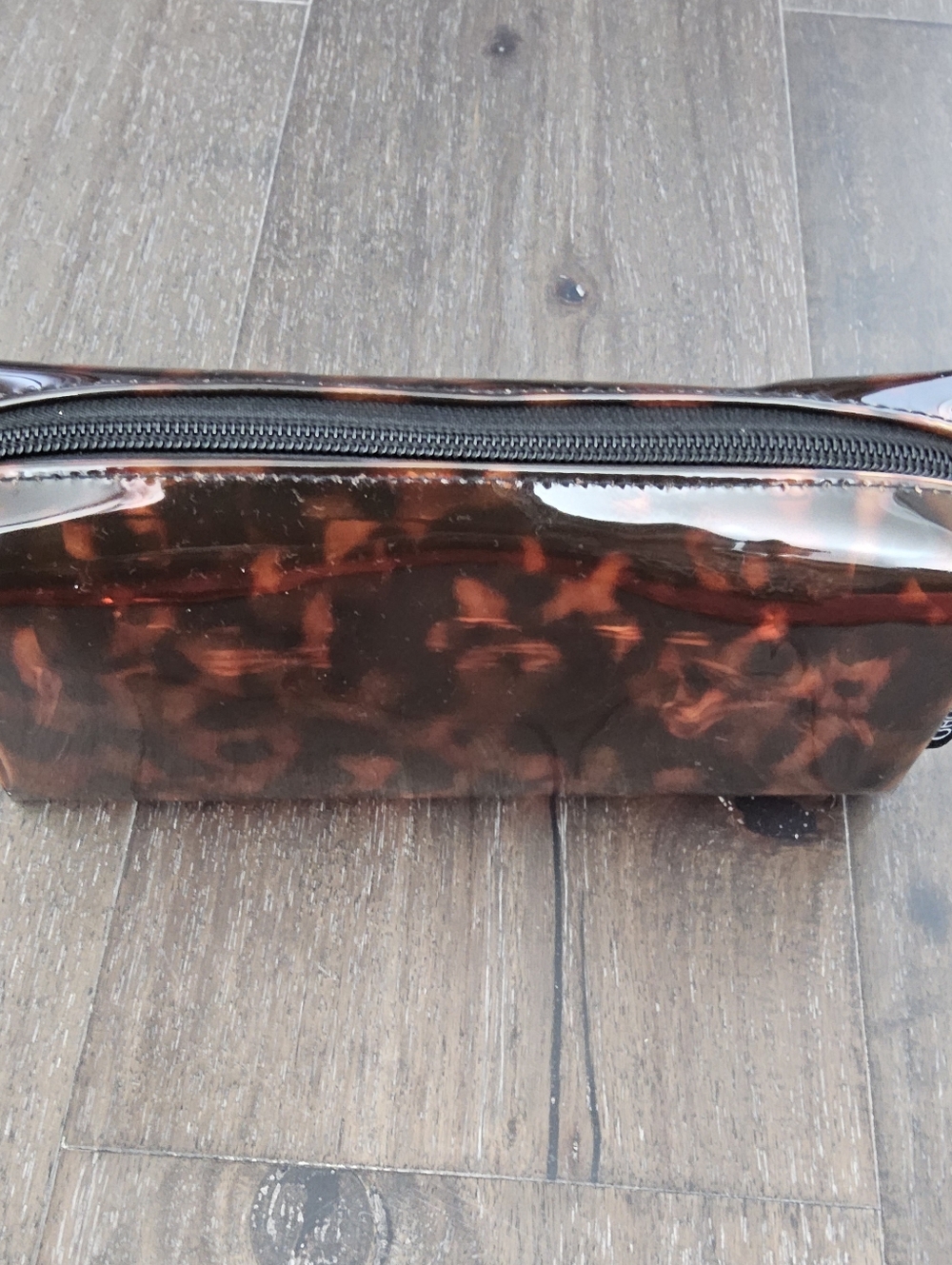 SOHO Beauty Tortoiseshell Cosmetic Pouch in Brown and Black - Picture 3 of 5
